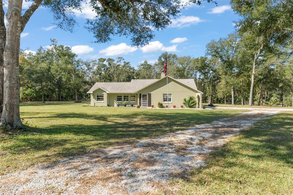 22126 Quale Grove Road Eustis, FL 32736 - Photo 6 of 77