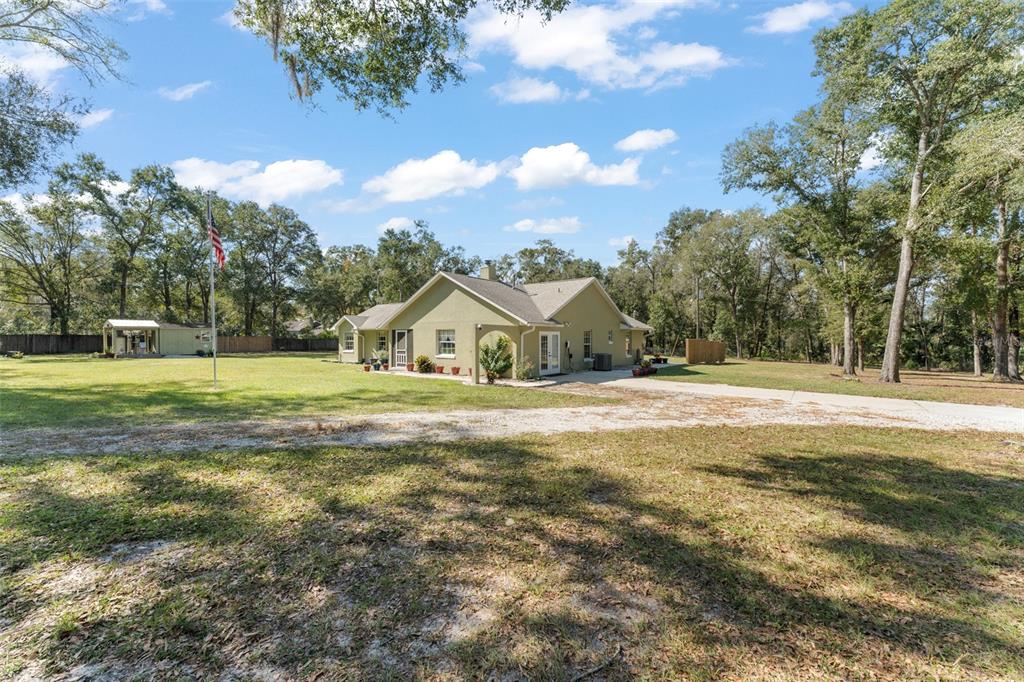 22126 Quale Grove Road Eustis, FL 32736 - Photo 9 of 77