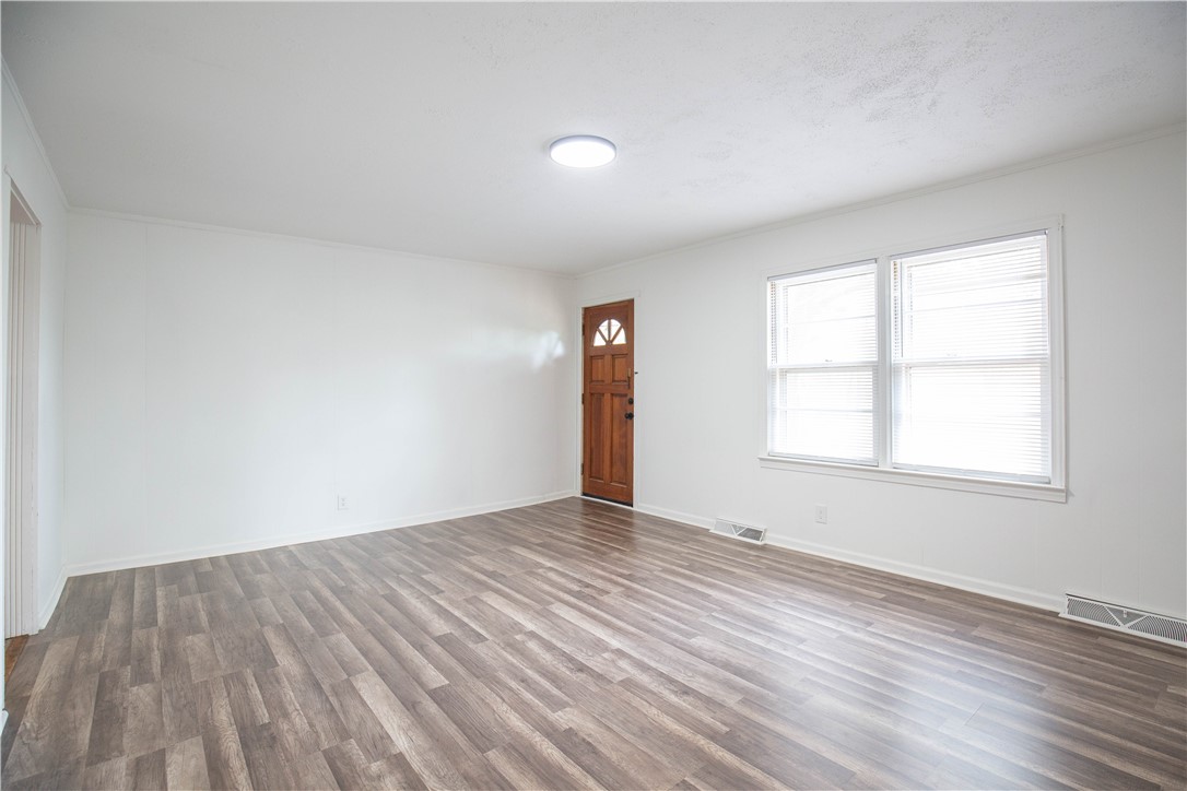 103 Maple Street Westminster, SC 29693 - Photo 9 of 25