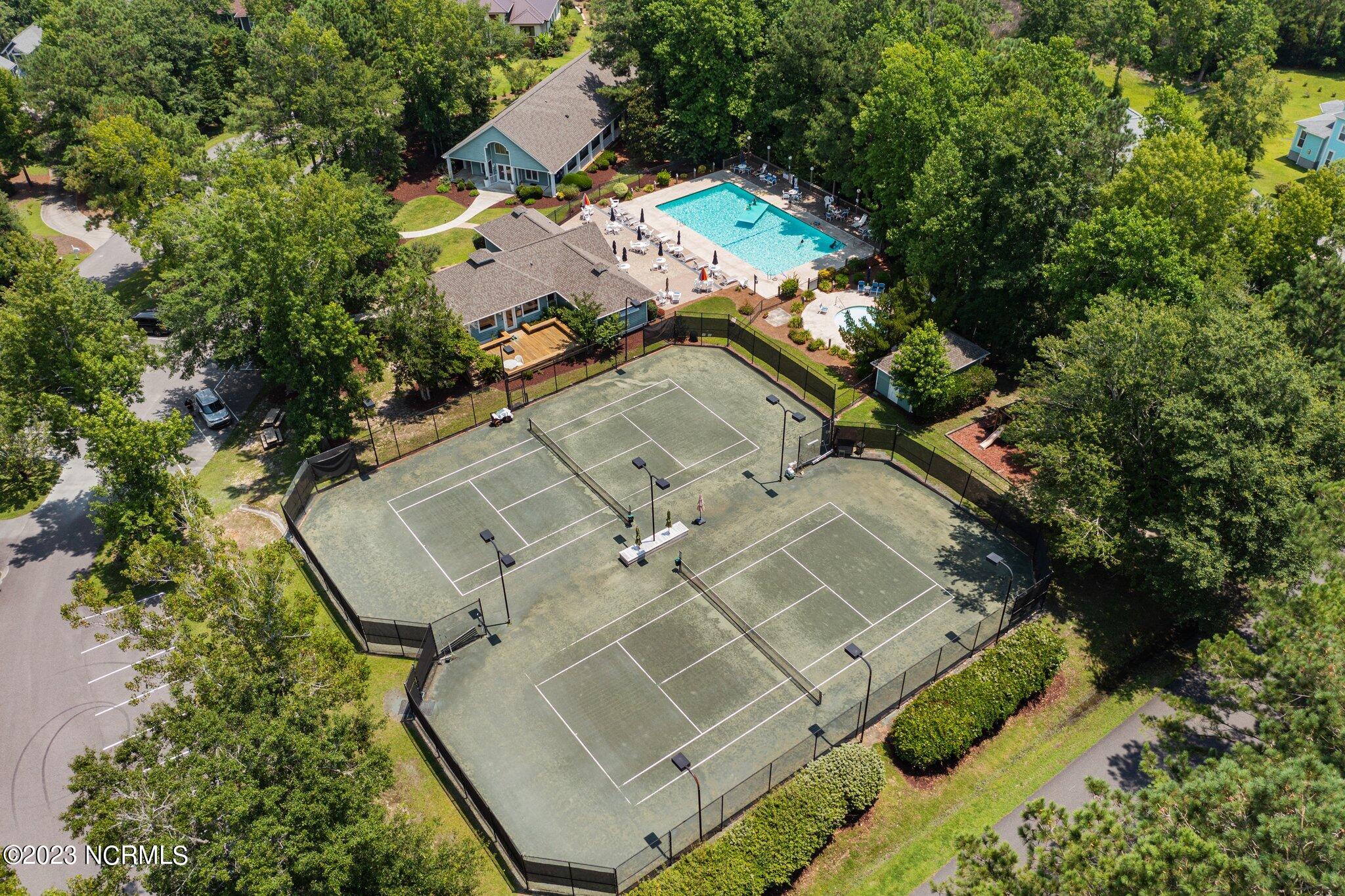202 South Grist Mill Road Hampstead, NC 28443 - Photo 4 of 66 4-web-or-mls-DJI_0097