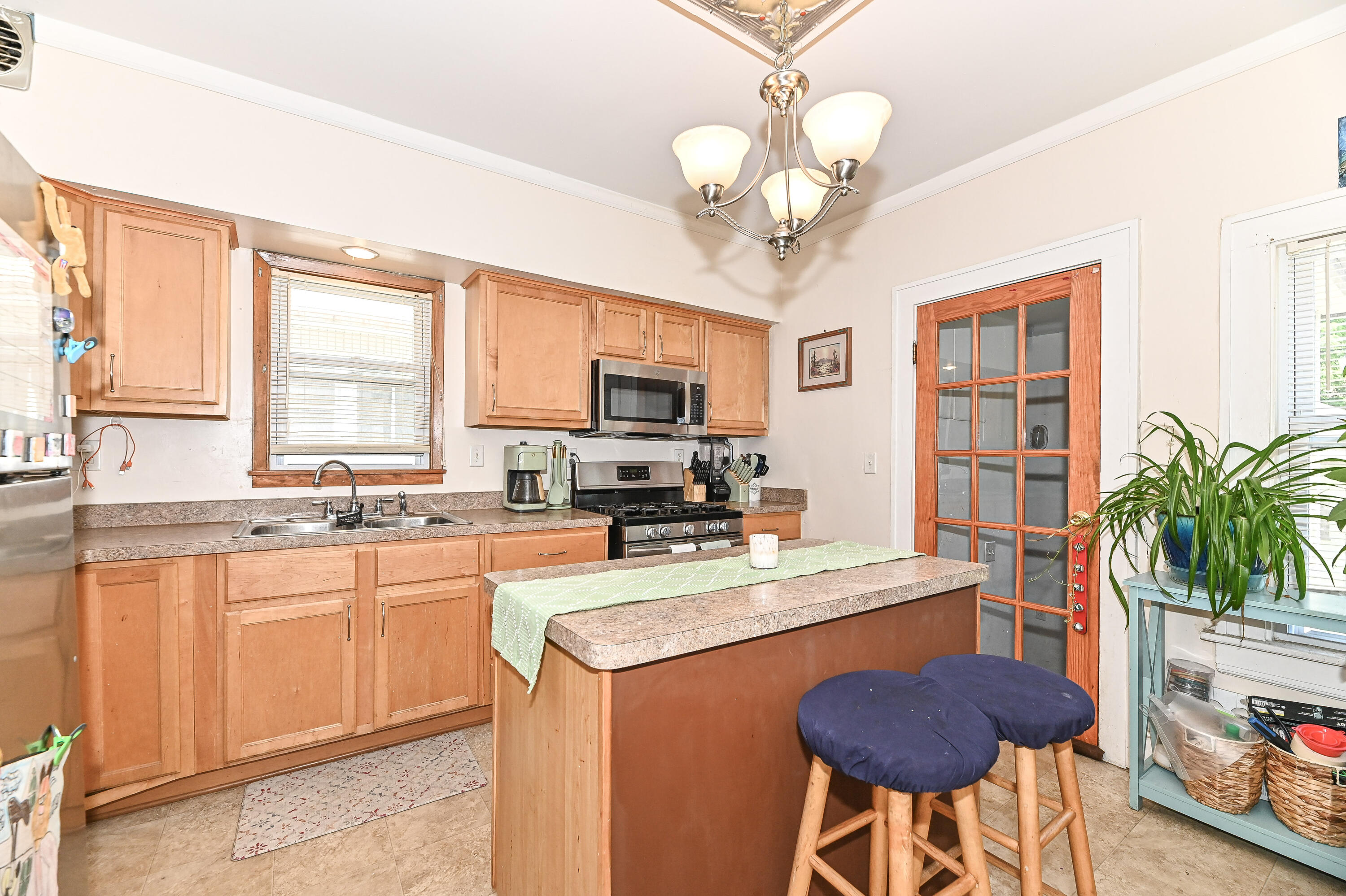 1529 Flett Avenue Racine, WI 53405 - Photo 17 of 33 Flett-18