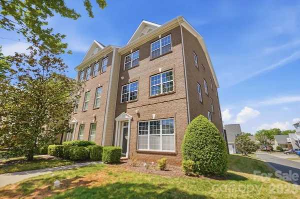 $395,000 | 3151 Coventry Commons Drive, Mint Hill, NC 28227
