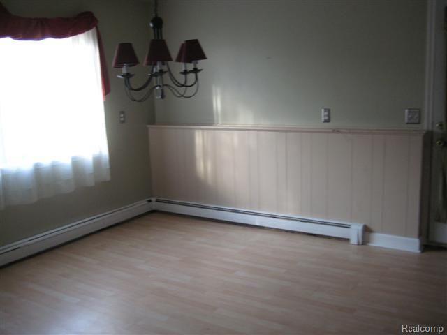 Interior 037