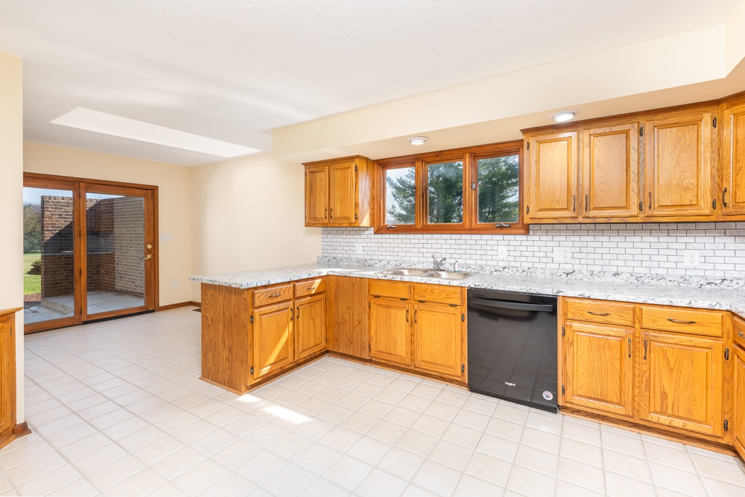 390 Zion Church Road Waynesboro, VA 22980 - Photo 12 of 60 Gallery Image 12