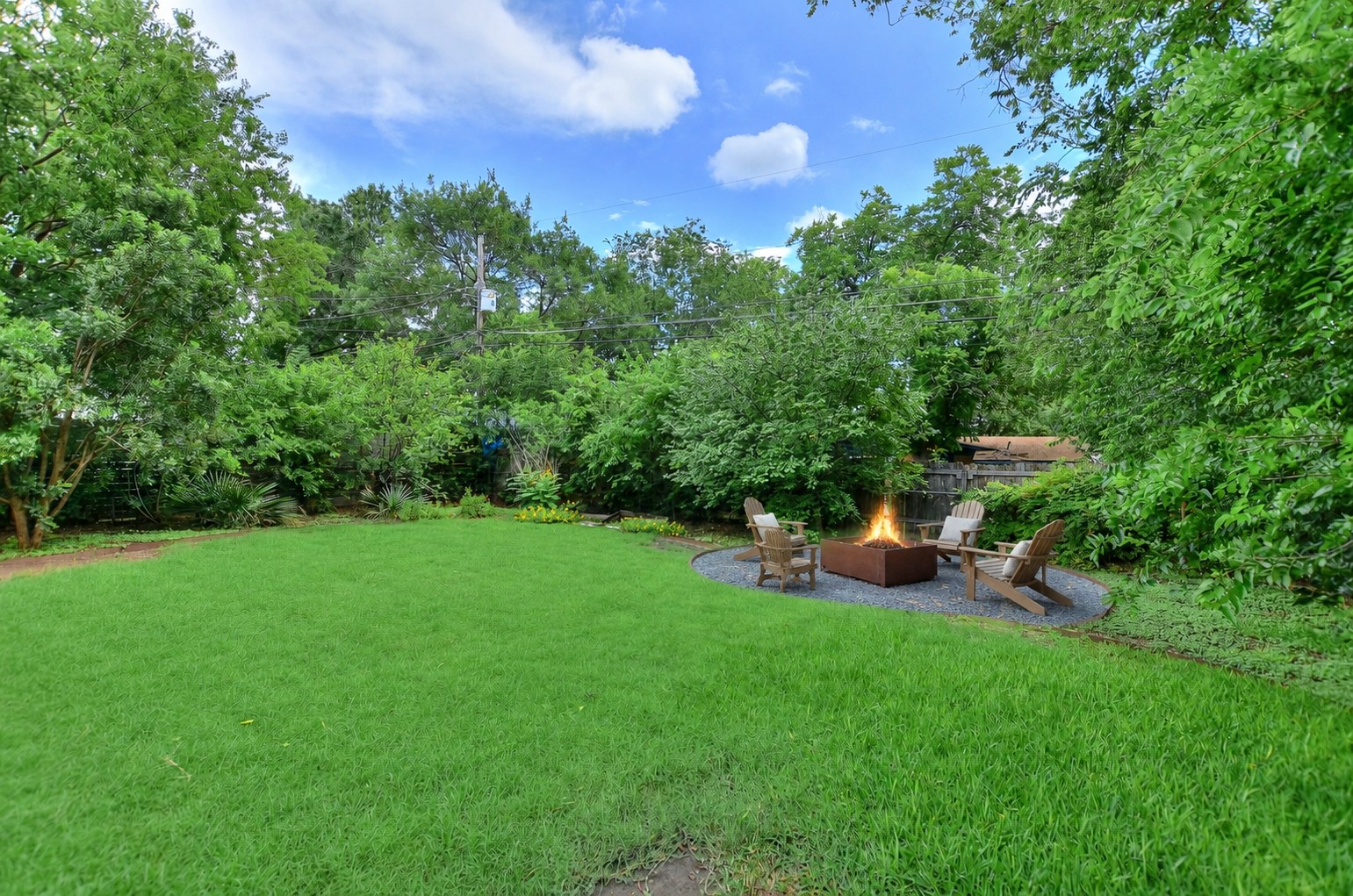 1309 Ridgemont Drive Austin, TX 78723 - Photo 34 of 35 Virtually Staged