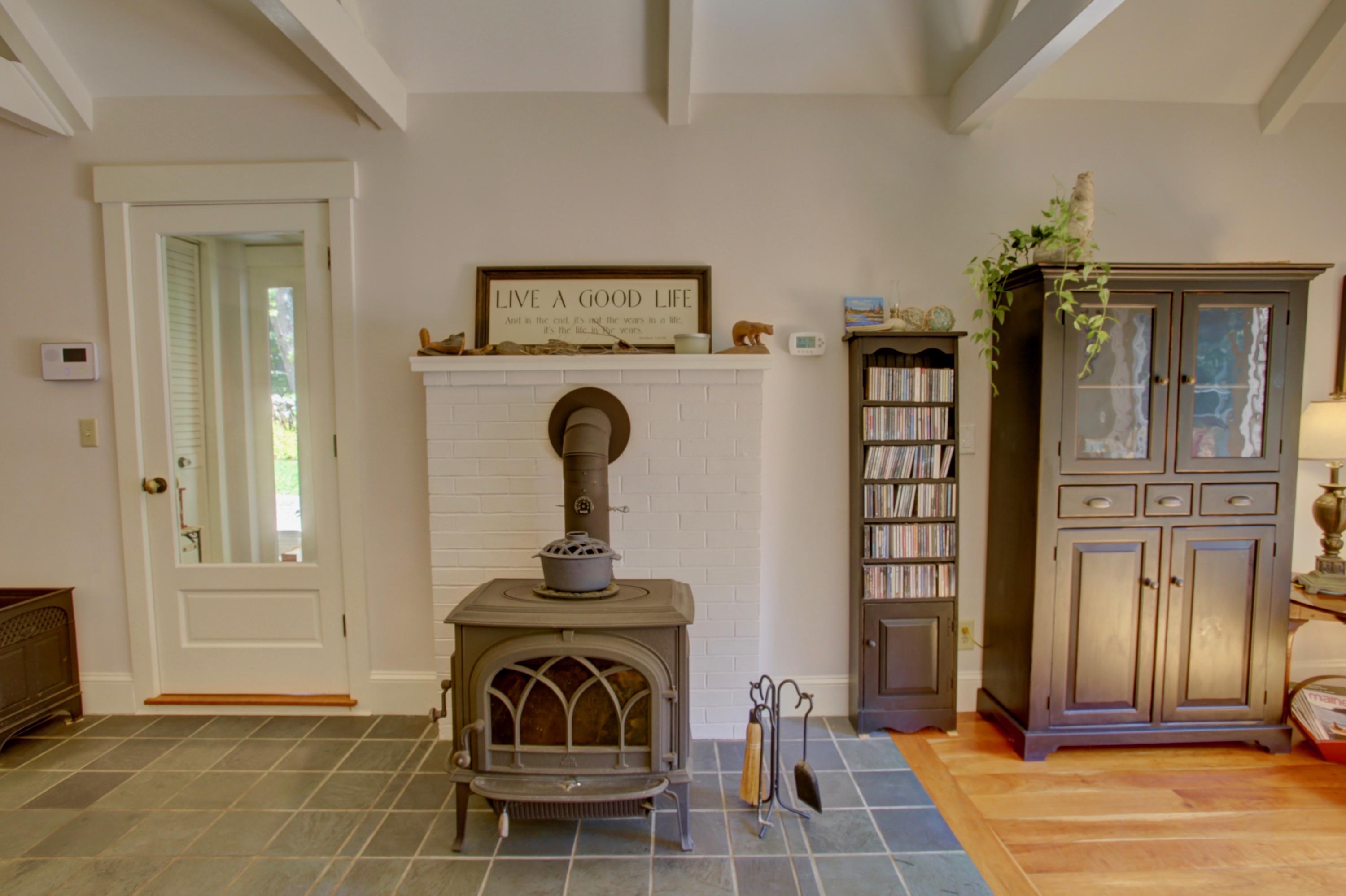 159 Foreside Road Cumberland, ME 04110 - Photo 9 of 52 93