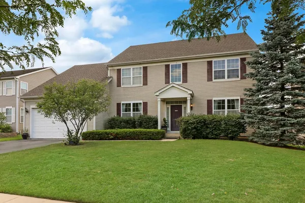 $535,000 | 2371 Bluewater Drive, Wauconda, IL 60084