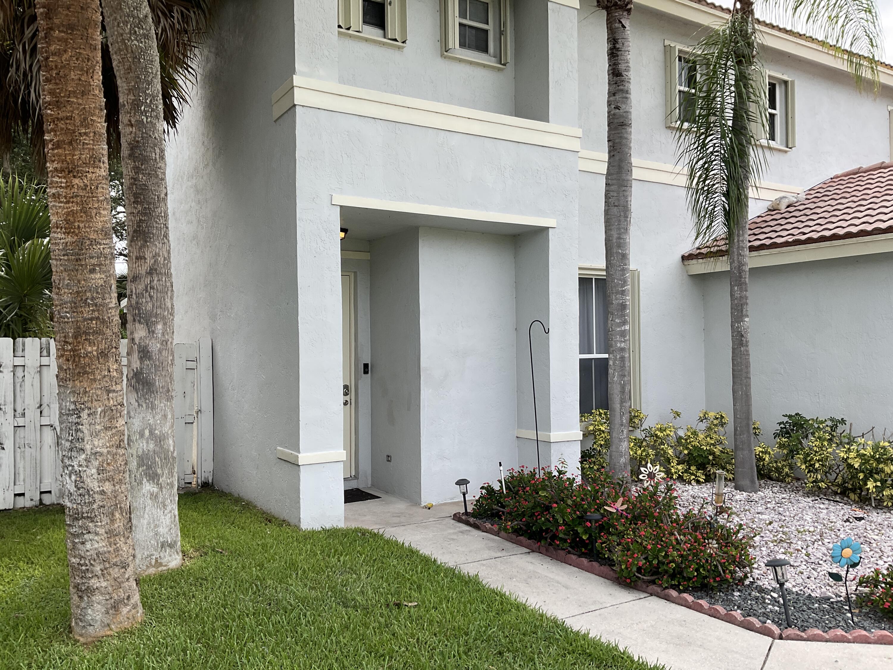 6566 Spring Meadow Drive Greenacres, FL 33413 - Photo 4 of 47 IMG_5276