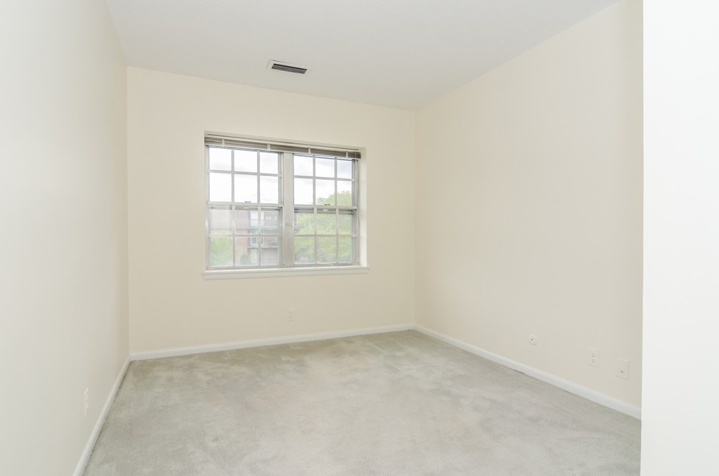 207 Lake Shore Road, Unit 3 Boston, MA 02135 - Photo 8 of 13