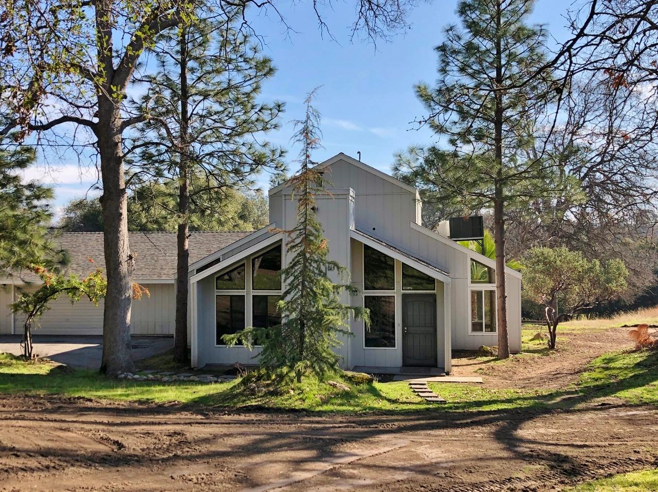 31383 Apache Road Coarsegold, CA 93614 - Photo 1 of 34 Gallery Image 1