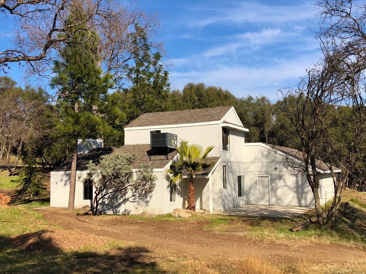 31383 Apache Road Coarsegold, CA 93614 - Photo 3 of 34 Gallery Image 3
