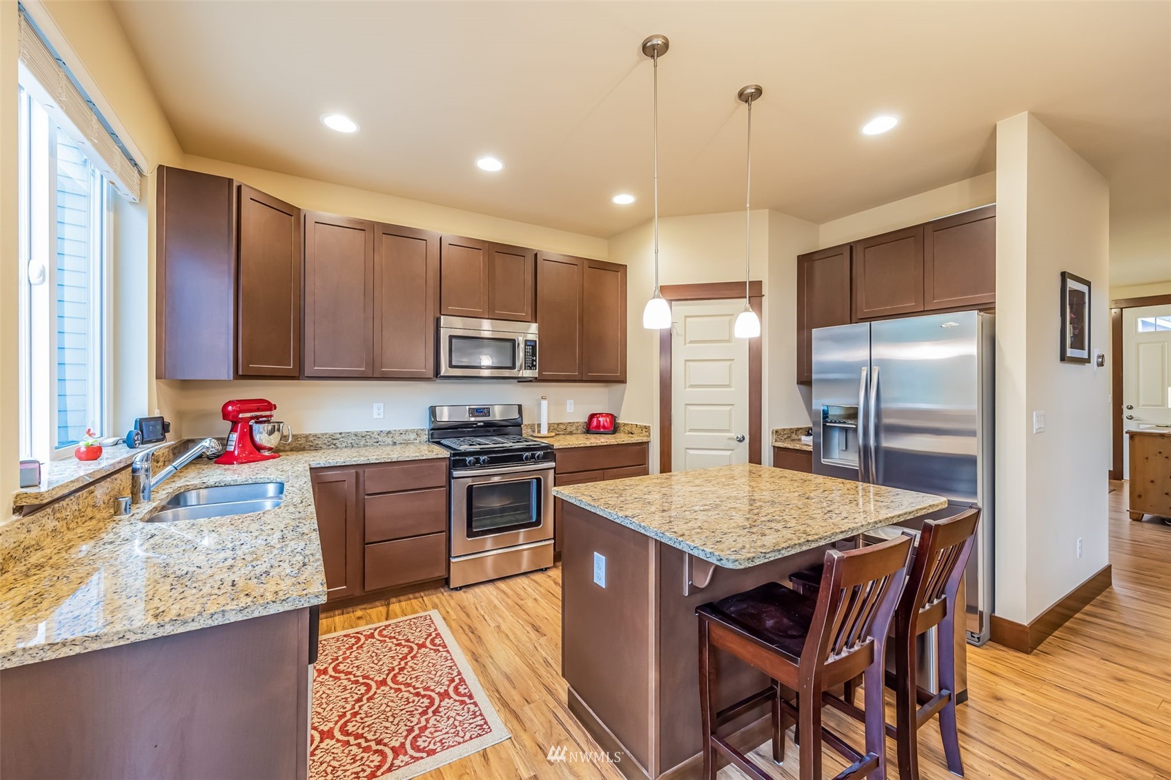 312 202nd Place Southeast Bothell, WA 98012 - Photo 9 of 38