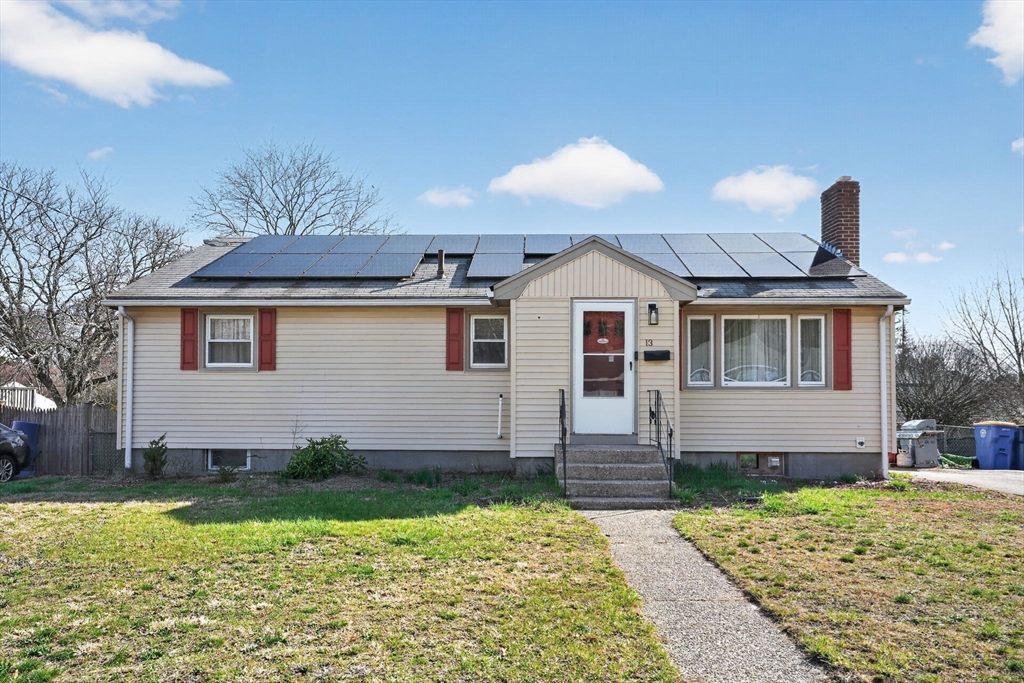 13 McAuliffe Road Randolph, MA 02368 - Photo 1 of 25