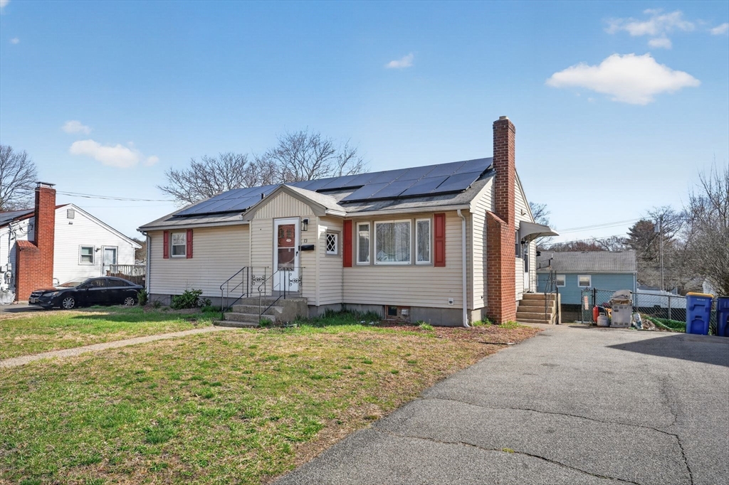 13 McAuliffe Road Randolph, MA 02368 - Photo 2 of 25