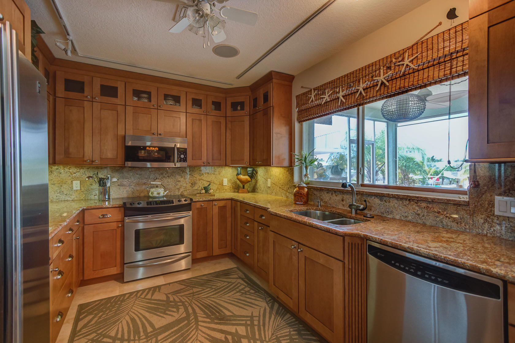 1210 Mockingbird Road Key Largo, FL 33037 - Photo 17 of 44 IMG_1493_4_5