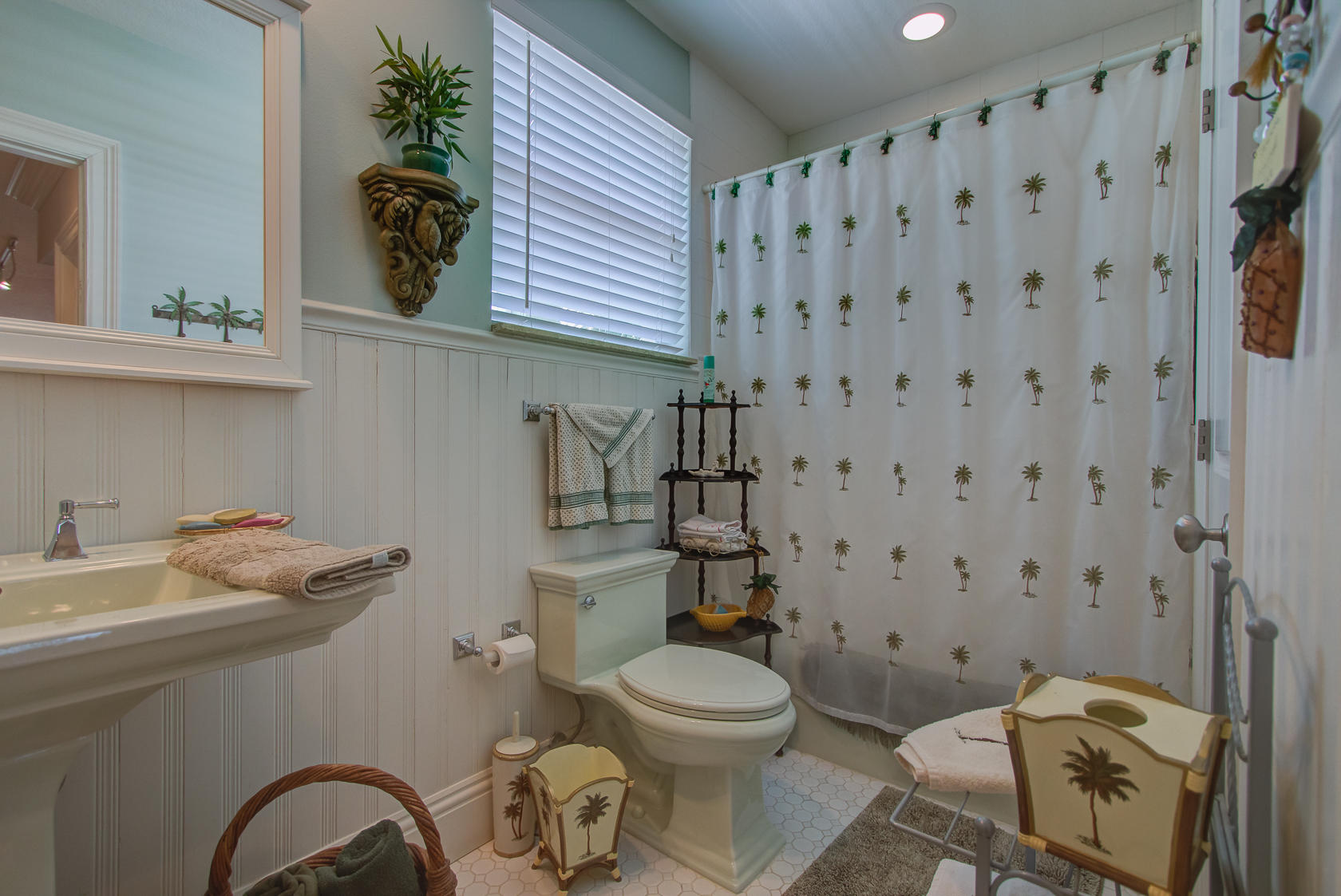 1210 Mockingbird Road Key Largo, FL 33037 - Photo 25 of 44 IMG_1547_8_9