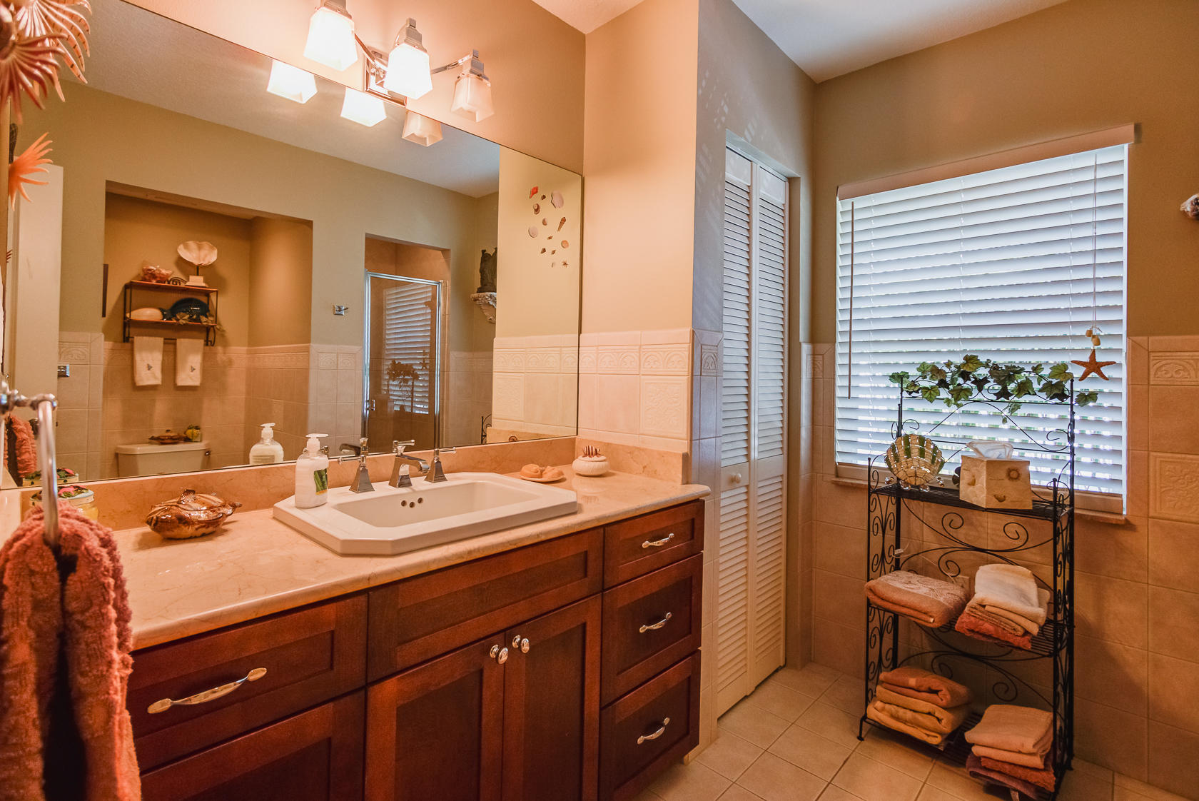 1210 Mockingbird Road Key Largo, FL 33037 - Photo 29 of 44 IMG_1565_6_7
