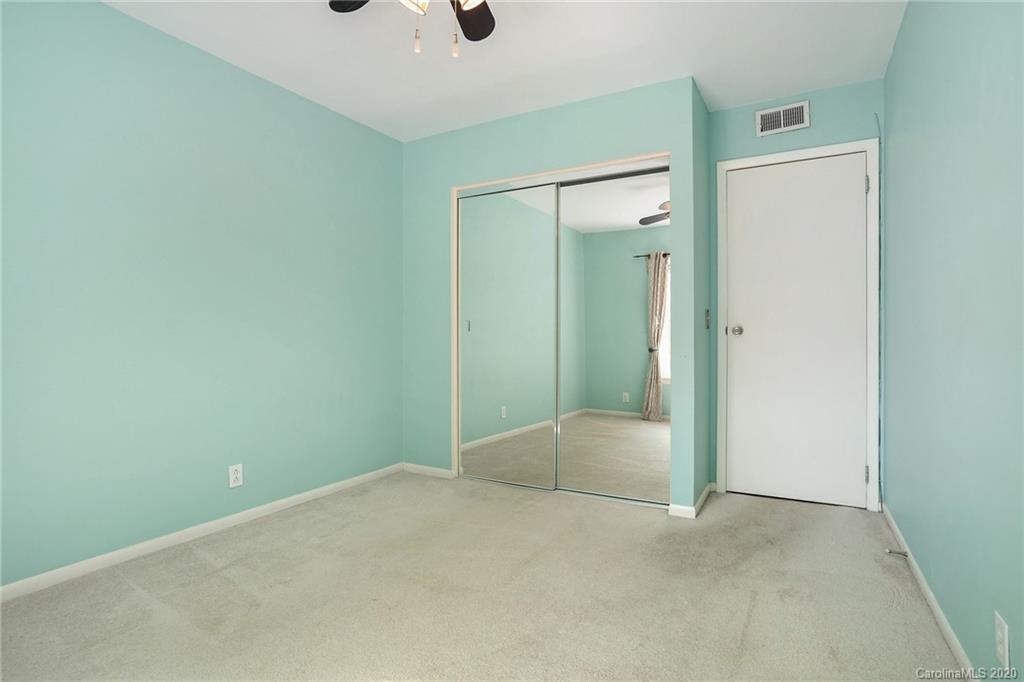 2628 Park Road, Unit H Charlotte, NC 28209 - Photo 22 of 39 a view of an empty room
