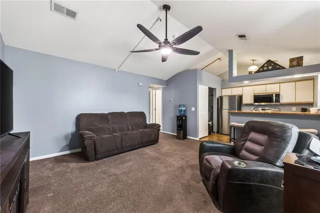 $165,000 | 2310 Northeast 68th Street, Gladstone, MO 64118