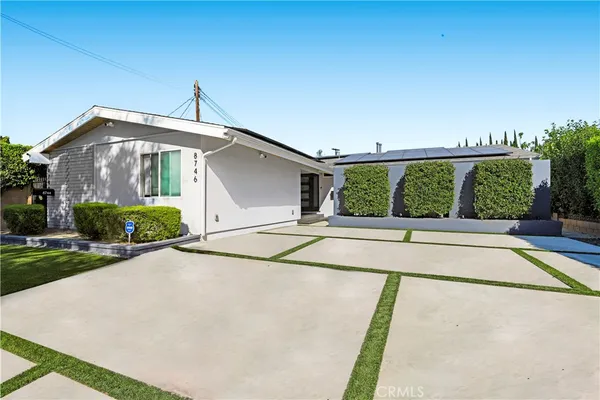 $1,449,999 | 8746-8744 Ruffner Avenue, Northridge, CA 91343