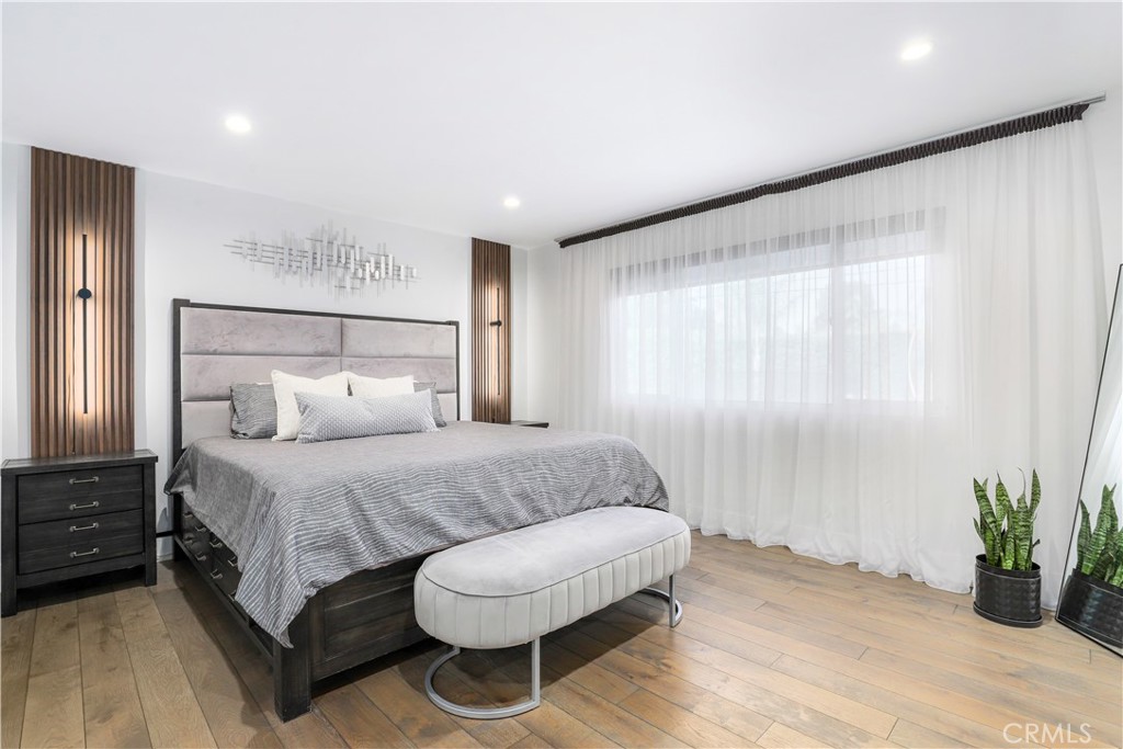 8746-8744 Ruffner Avenue Northridge, CA 91343 - Photo 23 of 40