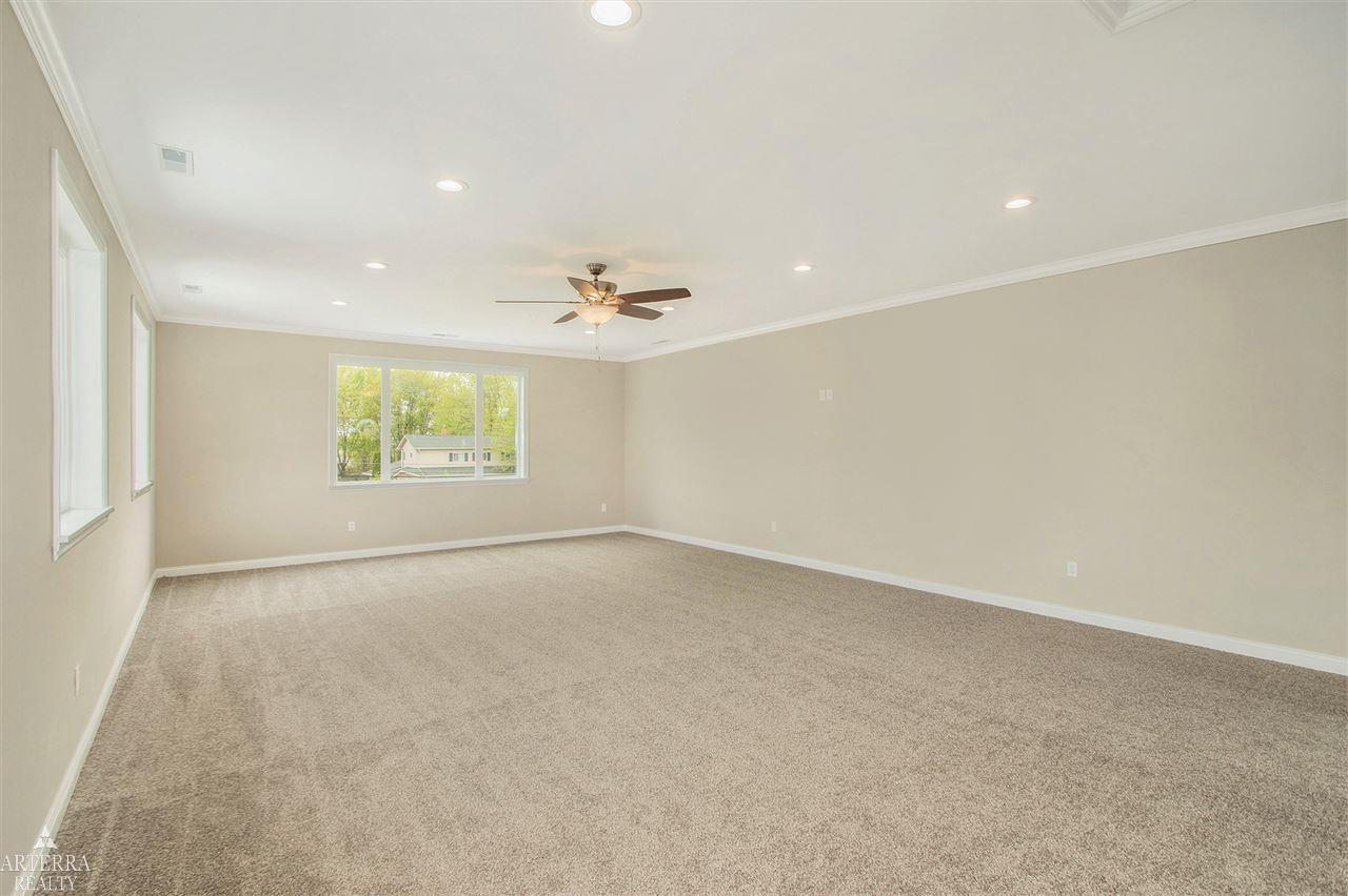 32945 Sutton Road New Baltimore, MI 48047 - Photo 35 of 66 31381230-35.JPG