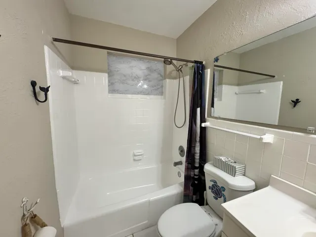 $2,000 | 8341 Sunset Drive, Palm Beach Gardens, FL 33410