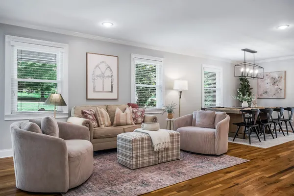 $649,900 | 760 Lakeland Drive, McMinnville, TN 37110