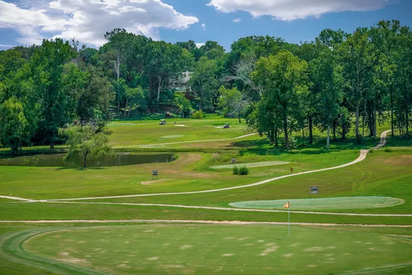 $649,900 | 760 Lakeland Drive, McMinnville, TN 37110