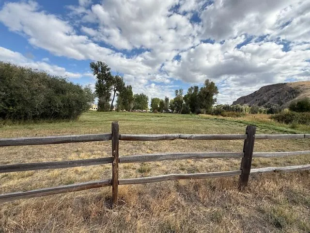 $299,999 | 4554 North 93rd Highway, Mackay, ID 83251