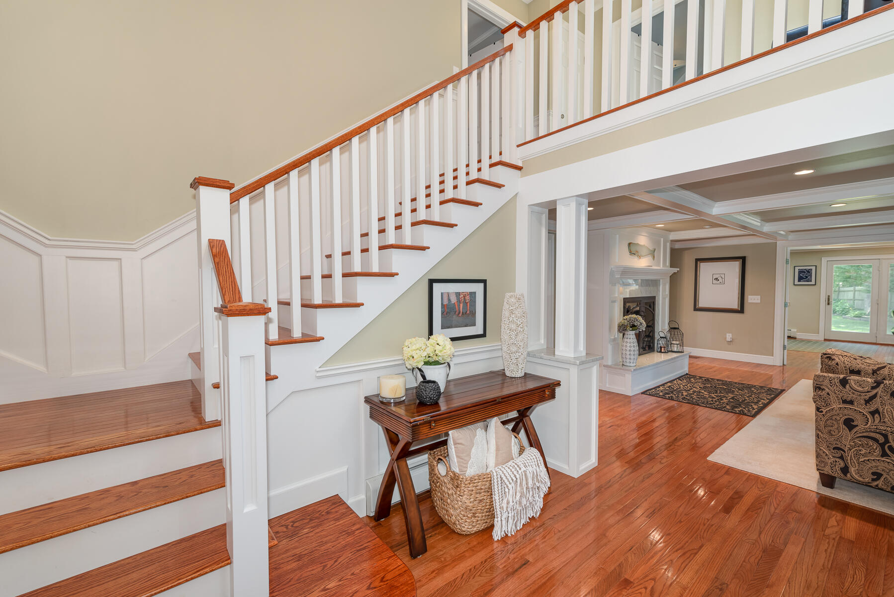 106 Scraggy Neck Road Cataumet, MA 02534 - Photo 6 of 43 a livingroom with wooden floor and furniture