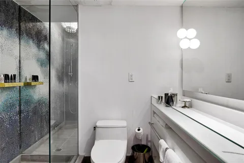 $410,000 | 1100 West Avenue, Unit 514, Miami Beach, FL 33139