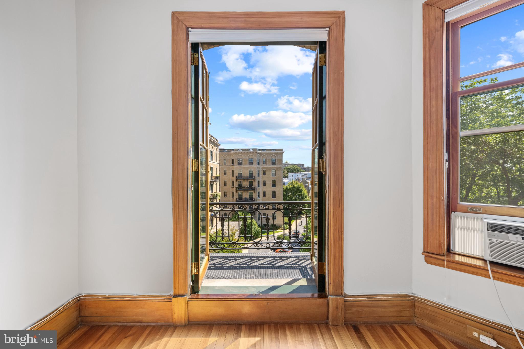 2853 Ontario Road Northwest, Unit 502 Washington, DC 20009 - Photo 15 of 30