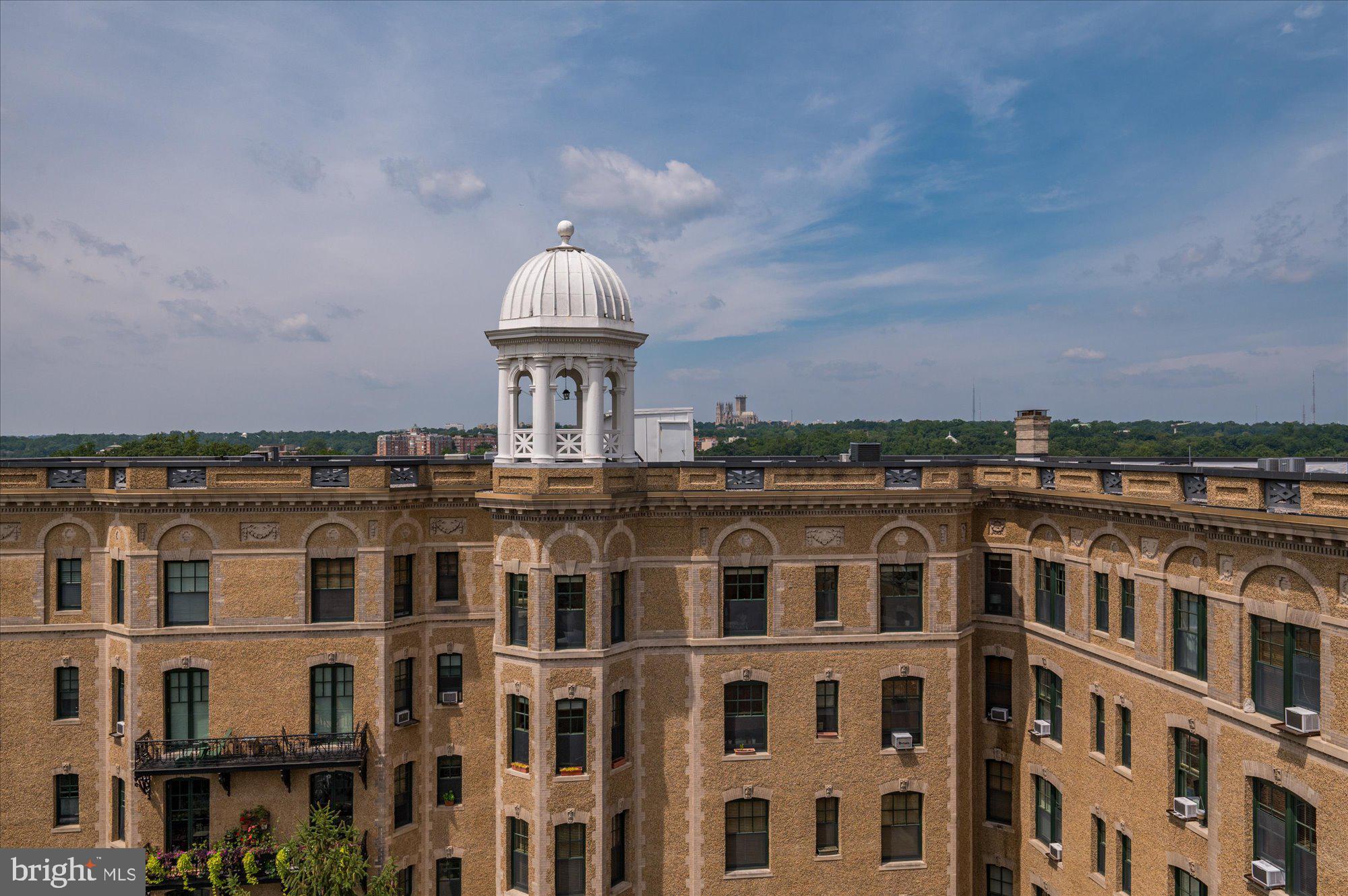 2853 Ontario Road Northwest, Unit 502 Washington, DC 20009 - Photo 2 of 30