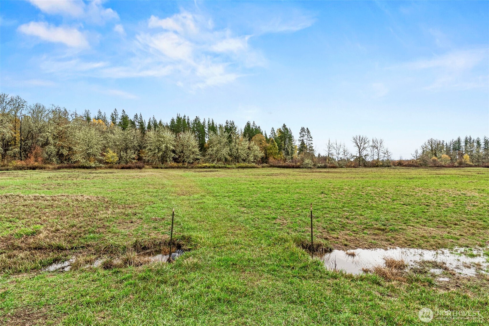 301 Henriot Road Toledo, WA 98591 - Photo 30 of 31 a view of a large body of water with a building in the background