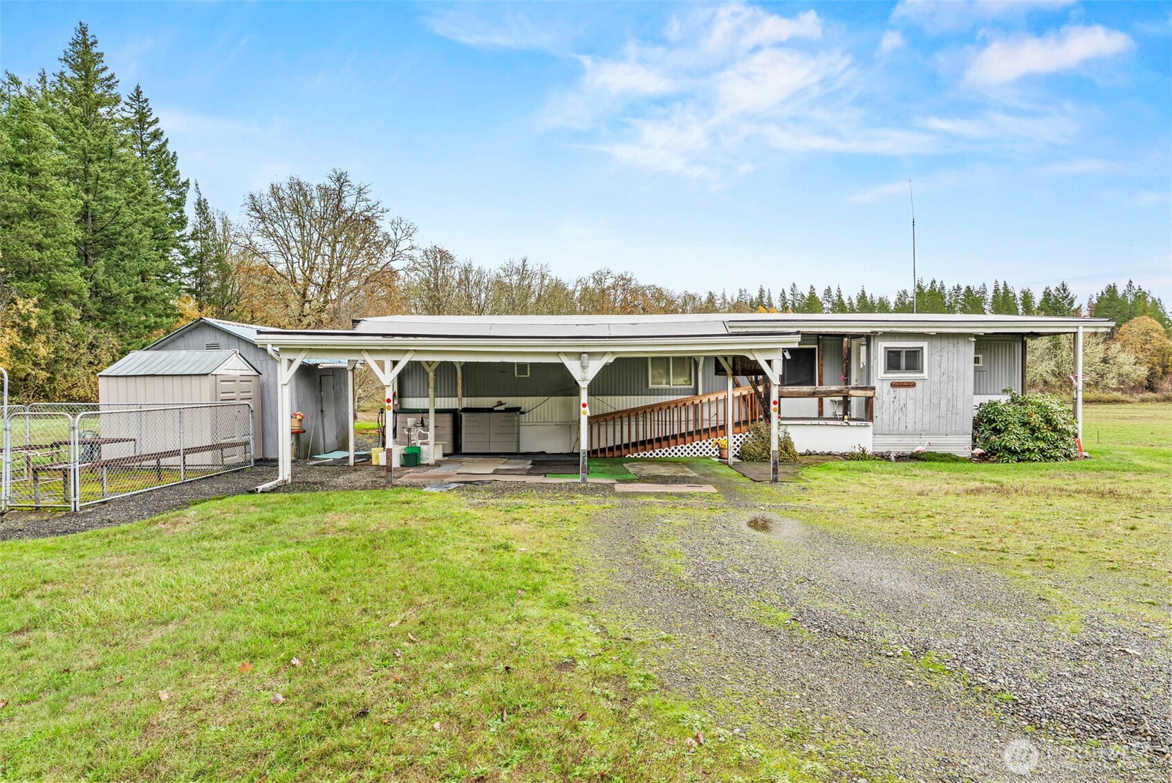 301 Henriot Road Toledo, WA 98591 - Photo 3 of 31 front view of a house with a yard