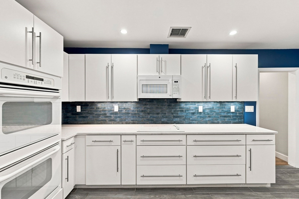 48 Auburndale Road Marblehead, MA 01945 - Photo 15 of 42 Gallery Image 15