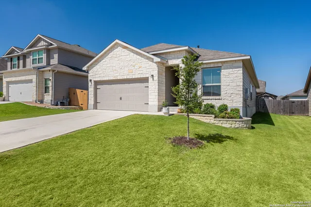 $345,000 | 1032 Highland Vista, New Braunfels, TX 78130