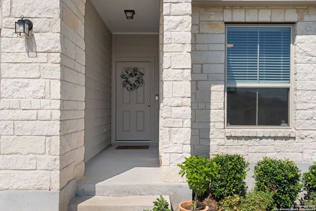$345,000 | 1032 Highland Vista, New Braunfels, TX 78130