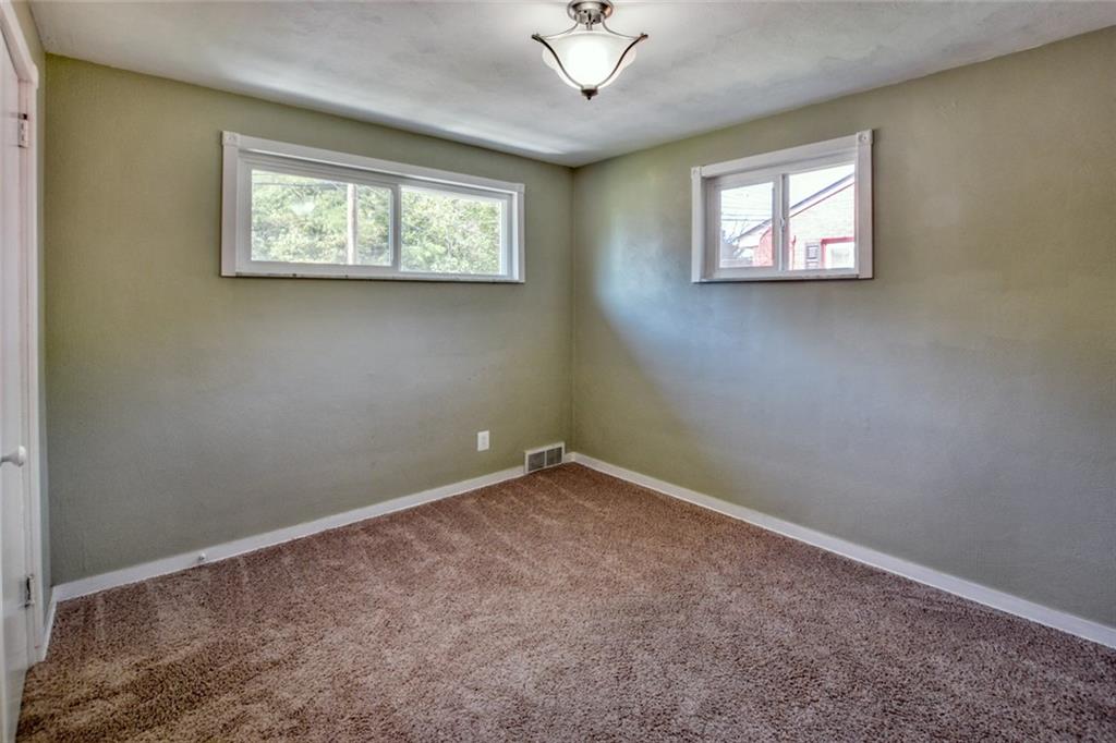 220 Fox Chapel Road Pittsburgh, PA 15238 - Photo 8 of 14 Gallery Image 8