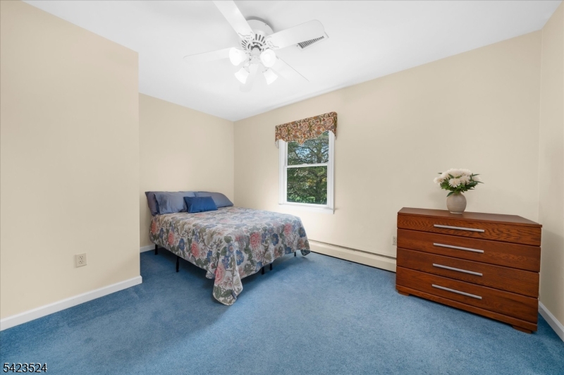 20 Cedar Grove Road Annandale, NJ 08801 - Photo 28 of 44