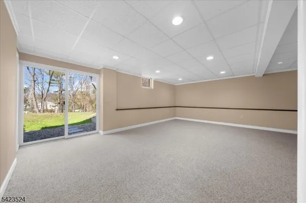 $849,000 | 20 Cedar Grove Road, Annandale, NJ 08801