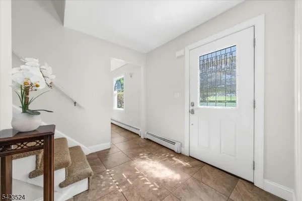 $849,000 | 20 Cedar Grove Road, Annandale, NJ 08801