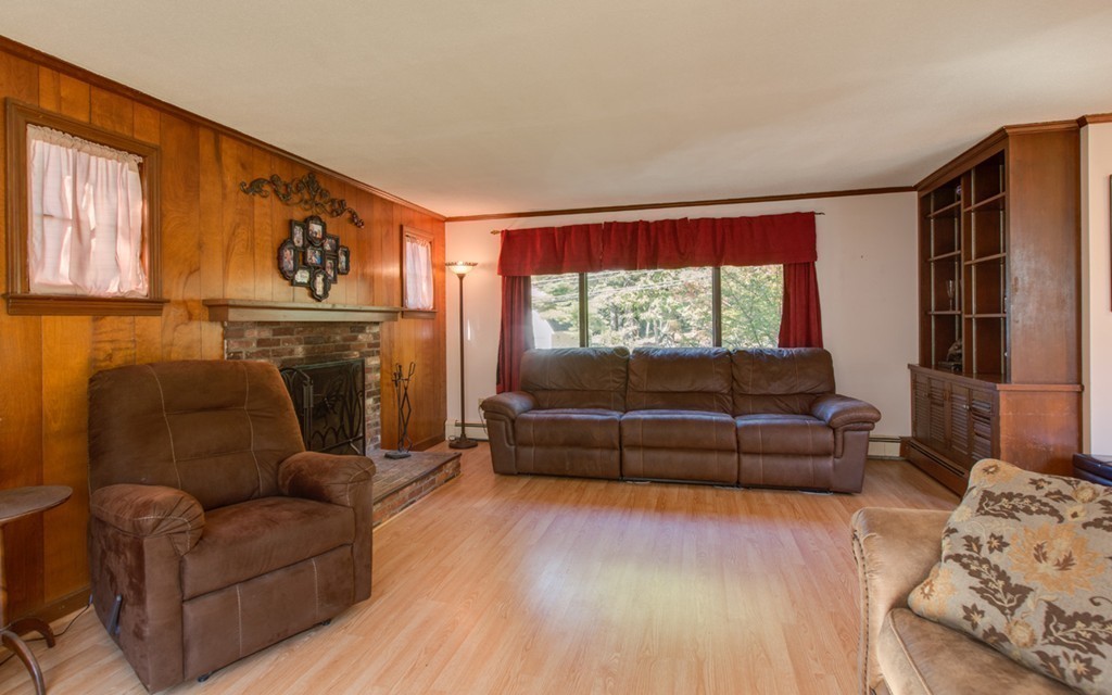 13 North Common Road Westminster, MA 01473 - Photo 11 of 21 Gallery Image 11