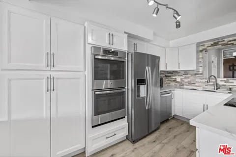 $745,000 | 4749 Don Ricardo Drive, Los Angeles, CA 90008