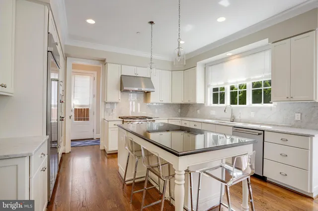 $1,990,000 | 4548 Windsor Lane, Bethesda, MD 20814