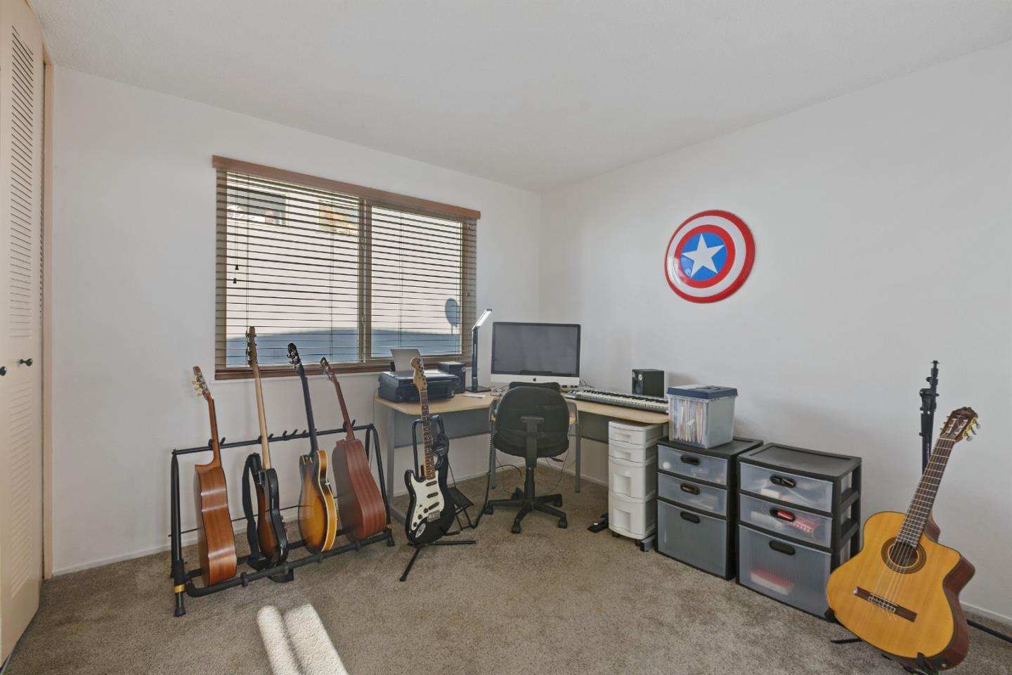 107 Crestmoor Circle Pacifica, CA 94044 - Photo 27 of 45 a view of a workspace with furniture