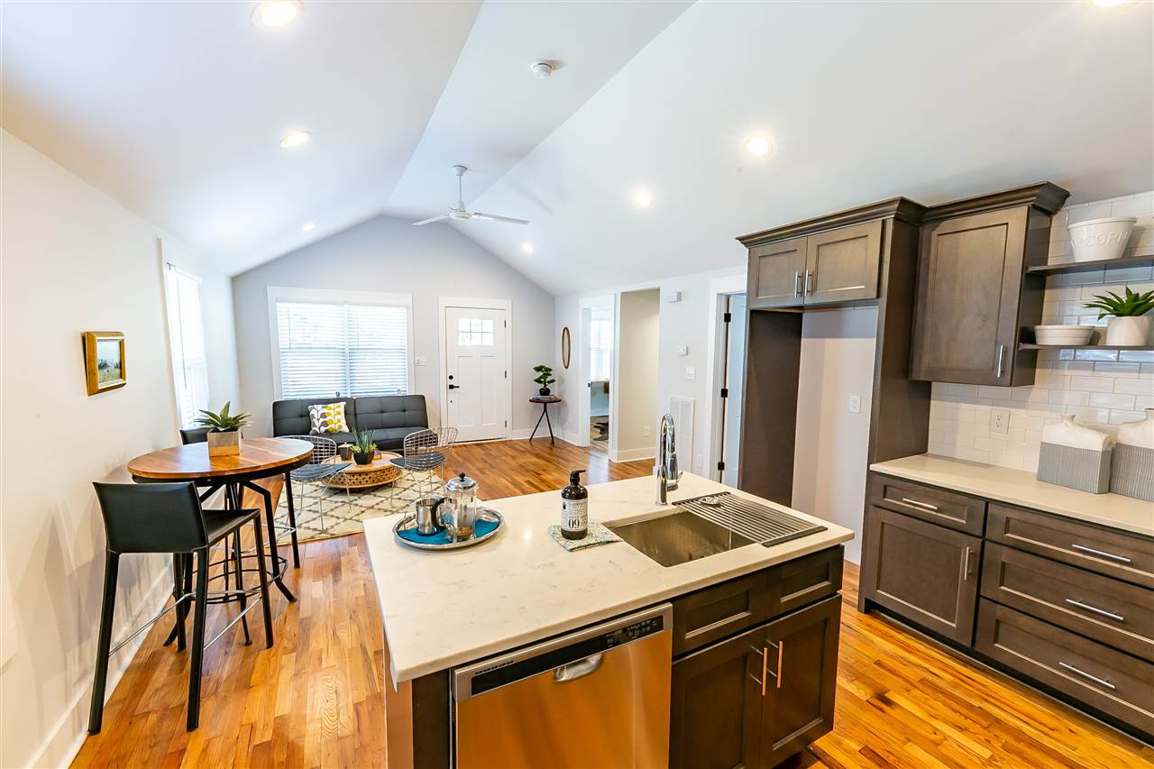 805 Coleman Street Raleigh, NC 27610 - Photo 6 of 17 Photo 6