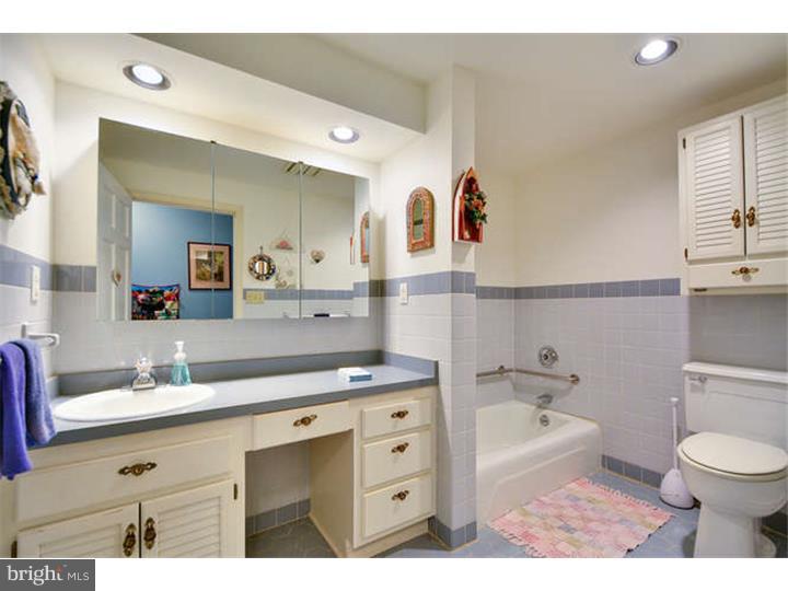 185 Ladderback Lane Devon, PA 19333 - Photo 16 of 23 Master Bathroom