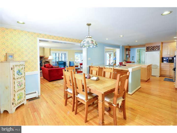 185 Ladderback Lane Devon, PA 19333 - Photo 4 of 23 Kitchen